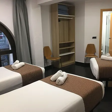 Hostal Levante Barcelona-2